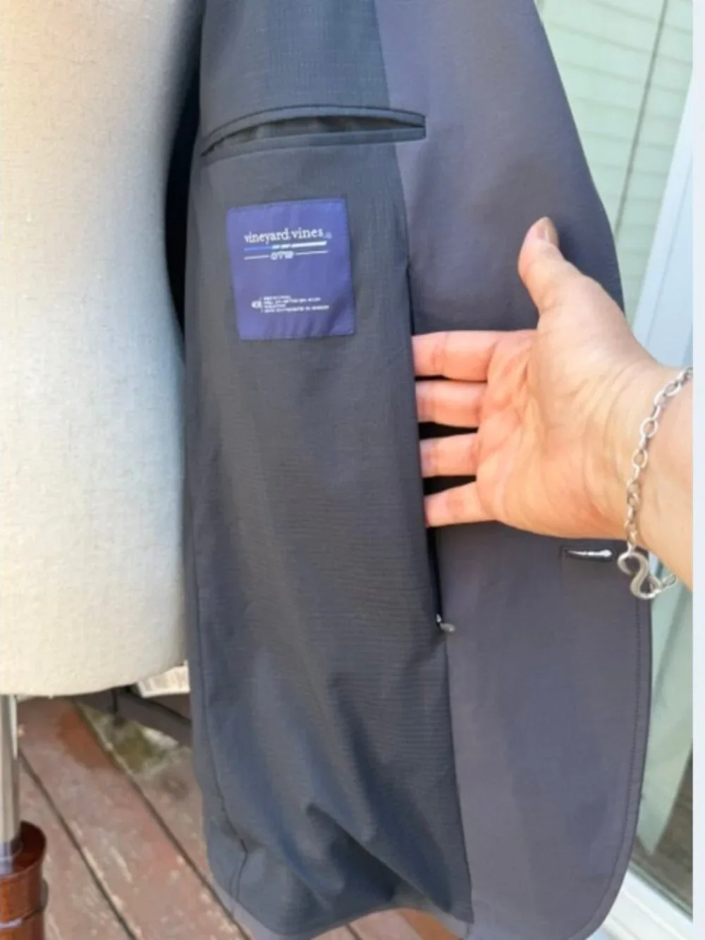 Vineyard Vines Mens Performance Lightweight On-The-Go Blazer Dark Night 40R $395